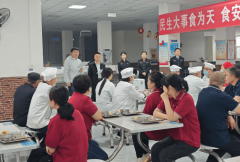 并模仿对涉事食堂人进行义务约谈
